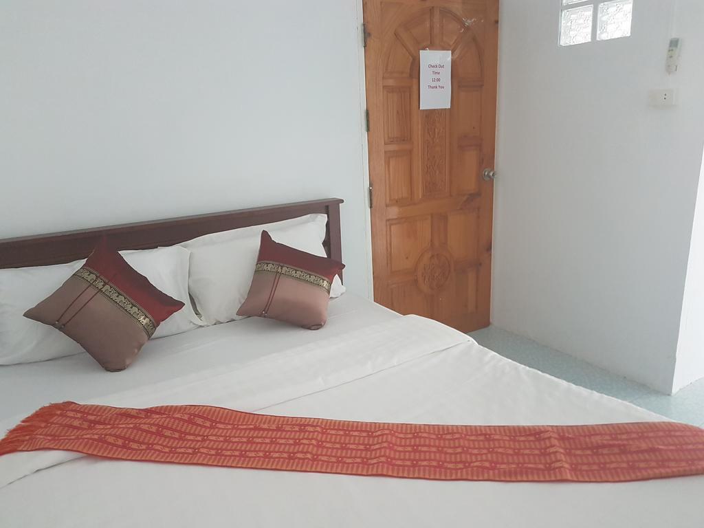 Chaam Guesthouse Cha-Am Ngoại thất bức ảnh