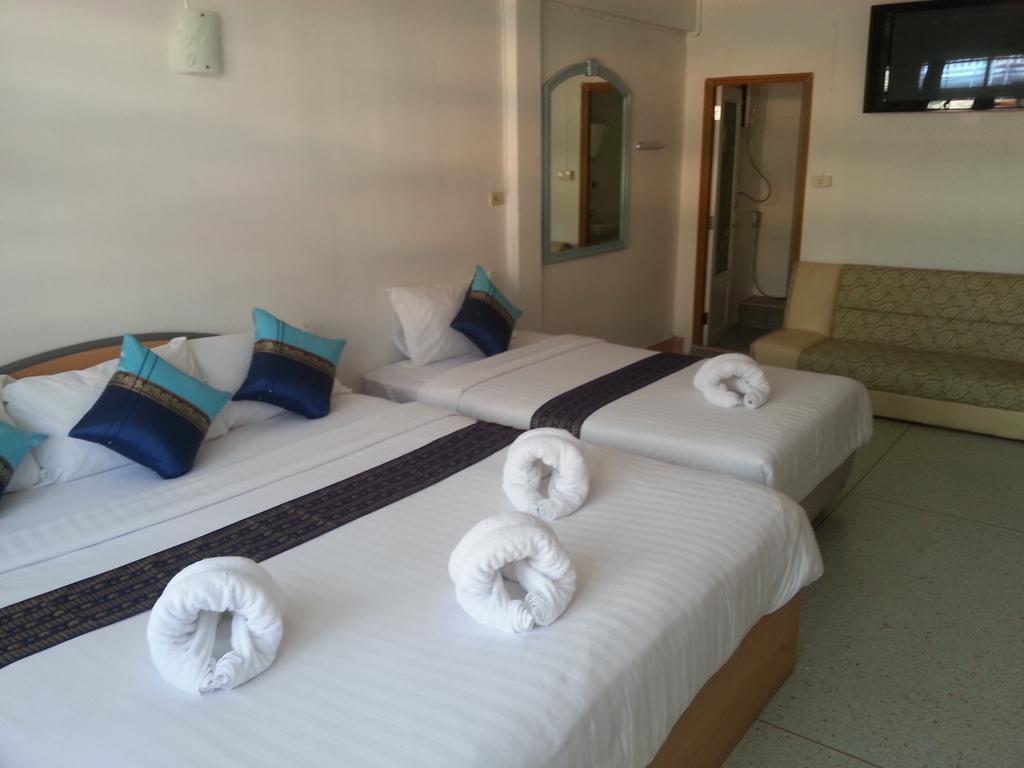 Chaam Guesthouse Cha-Am Ngoại thất bức ảnh