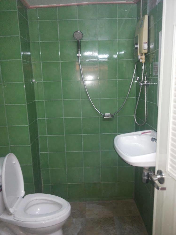 Chaam Guesthouse Cha-Am Ngoại thất bức ảnh