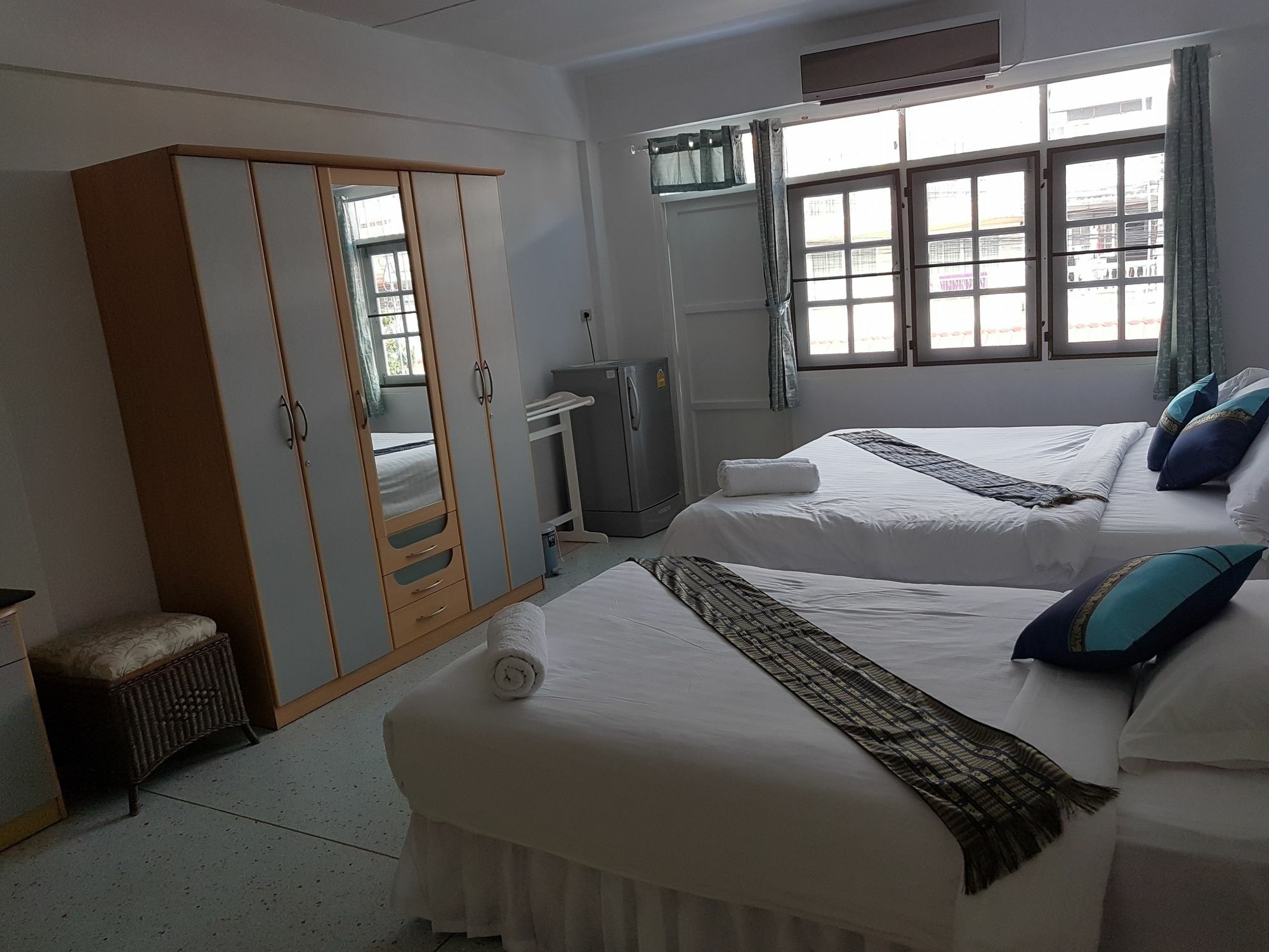 Chaam Guesthouse Cha-Am Ngoại thất bức ảnh